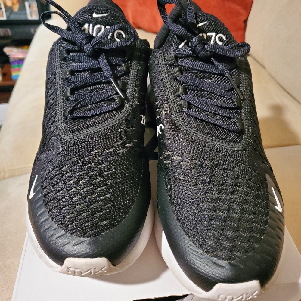 Women's Nike Air Max 270
